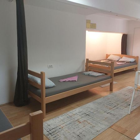 Hostel Inn Downtown Belgrado Buitenkant foto