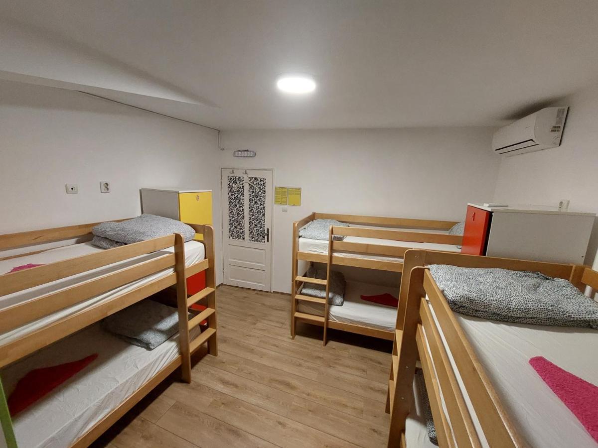 Hostel Inn Downtown Belgrado Buitenkant foto