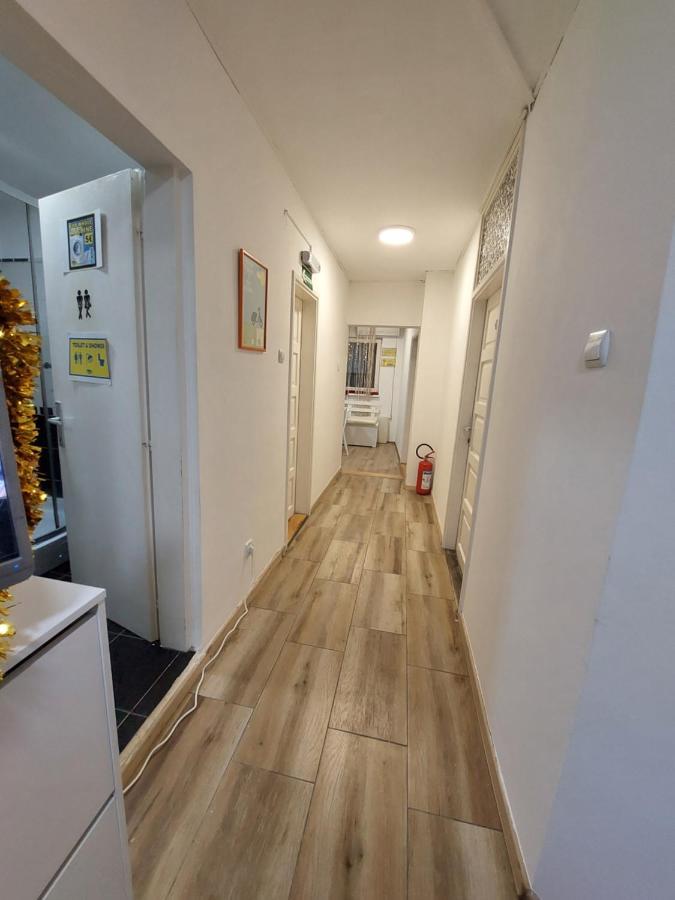 Hostel Inn Downtown Belgrado Buitenkant foto