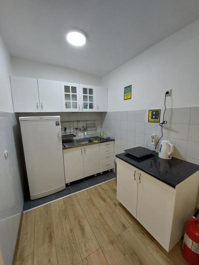 Hostel Inn Downtown Belgrado Buitenkant foto