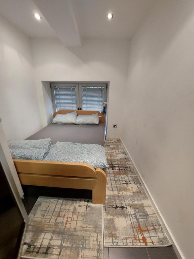 Hostel Inn Downtown Belgrado Kamer foto