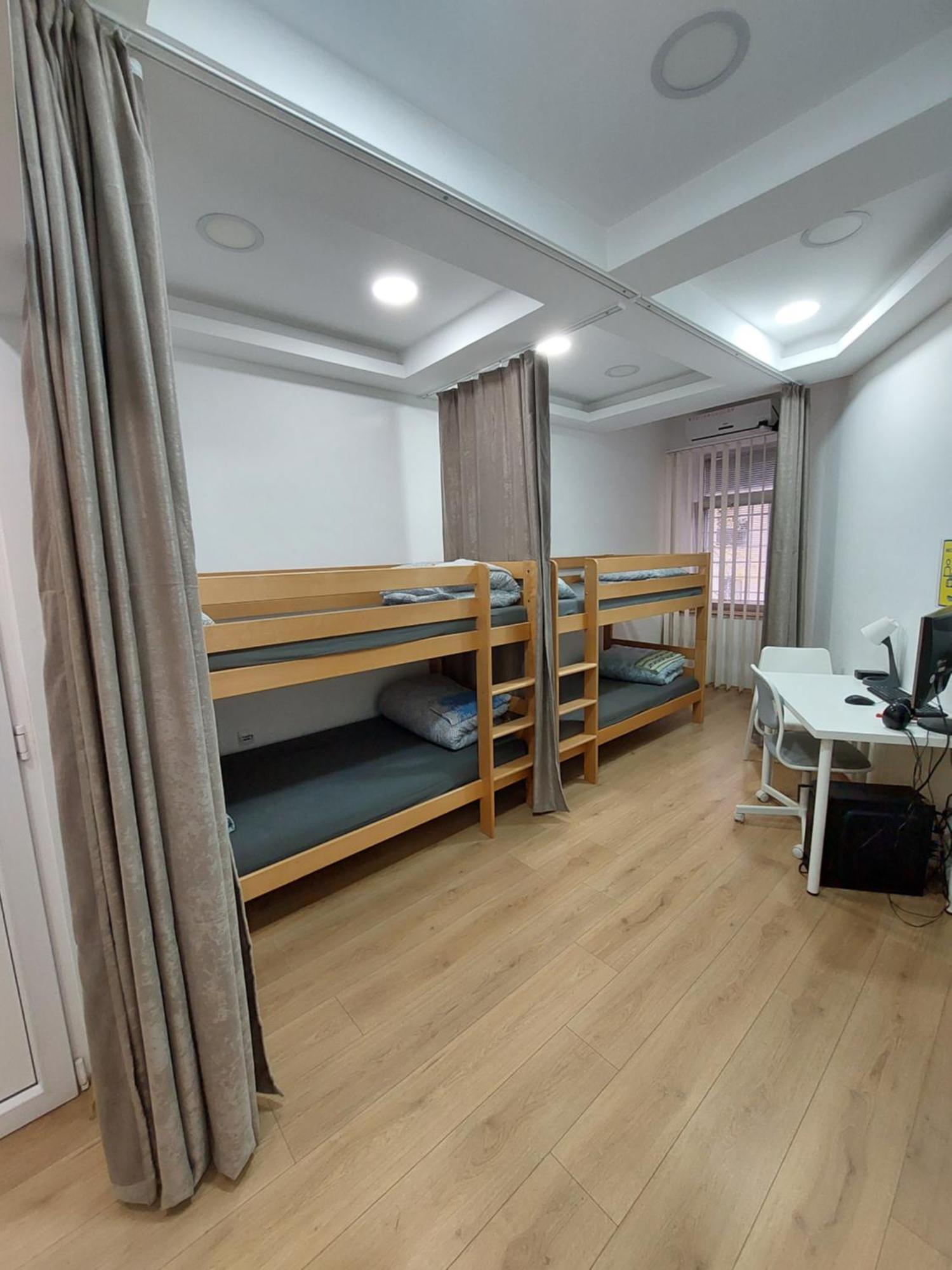 Hostel Inn Downtown Belgrado Buitenkant foto