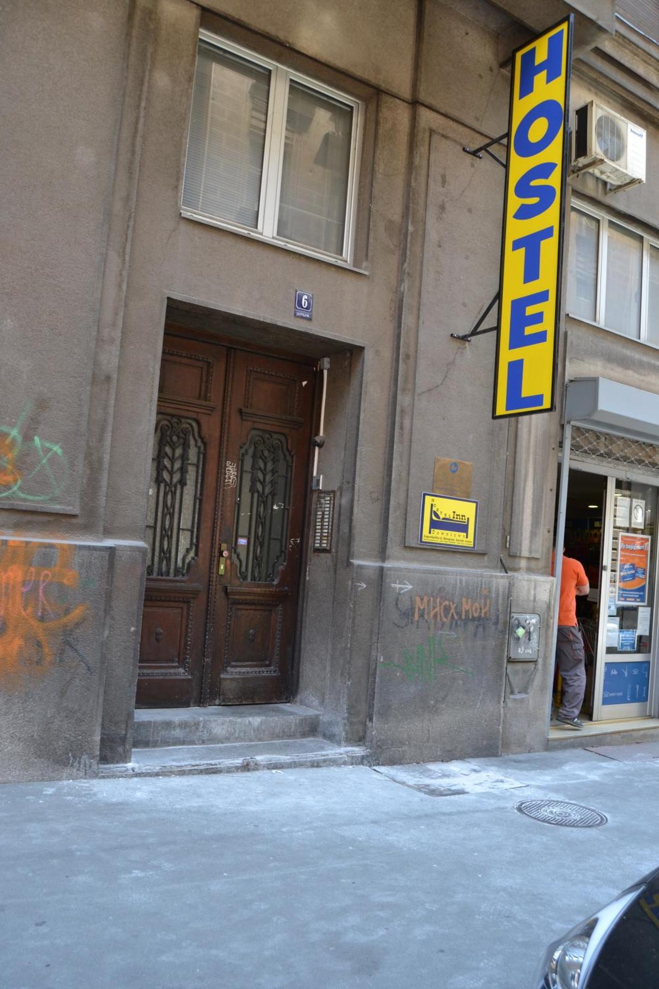 Hostel Inn Downtown Belgrado Buitenkant foto