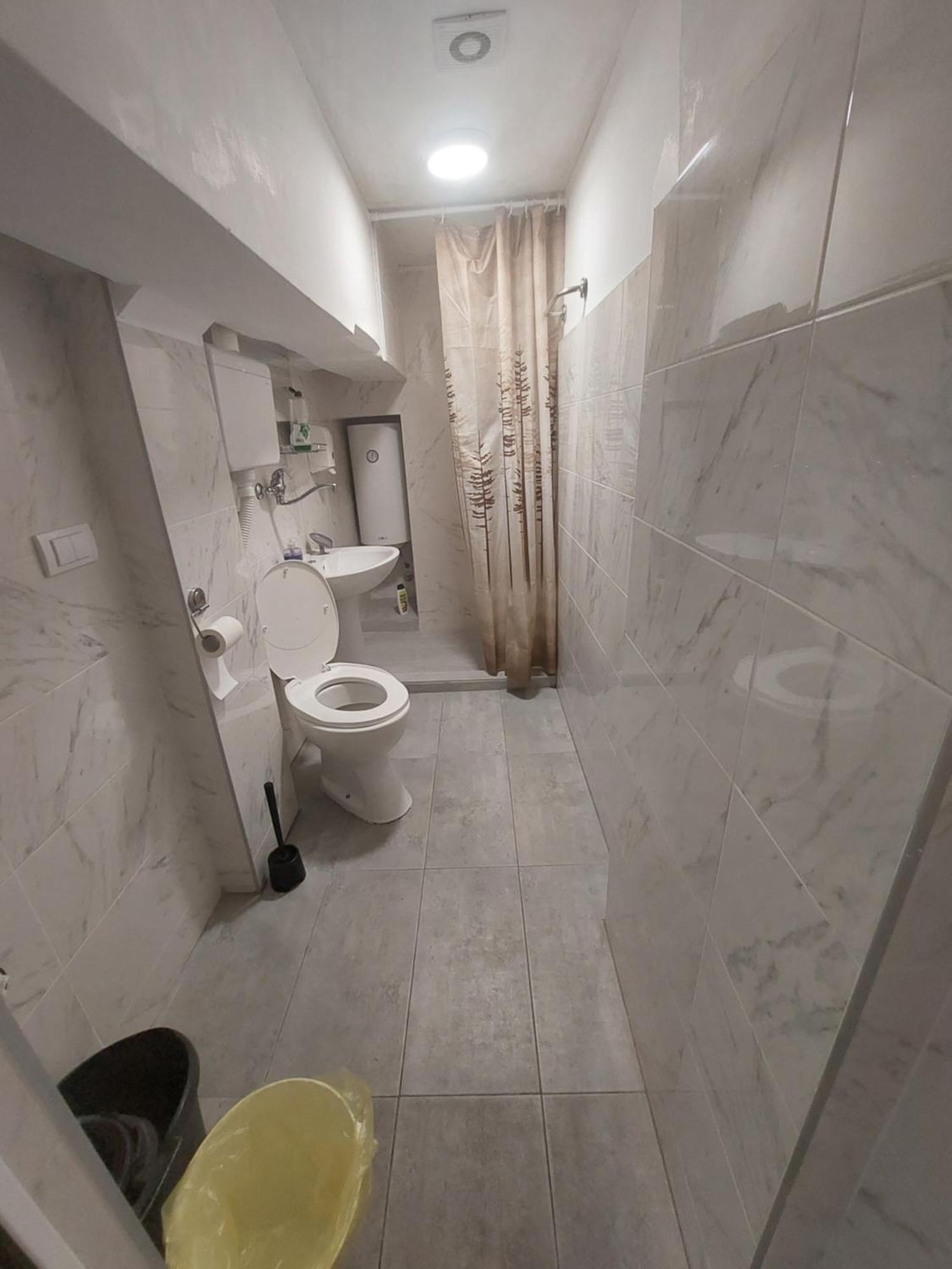 Hostel Inn Downtown Belgrado Buitenkant foto