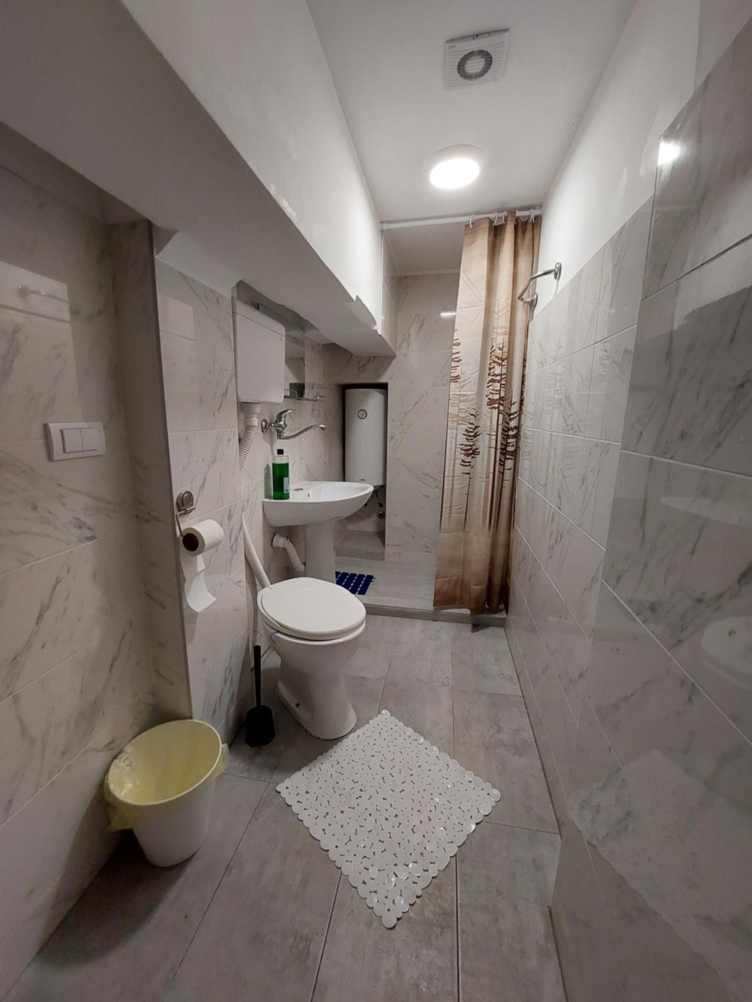 Hostel Inn Downtown Belgrado Buitenkant foto